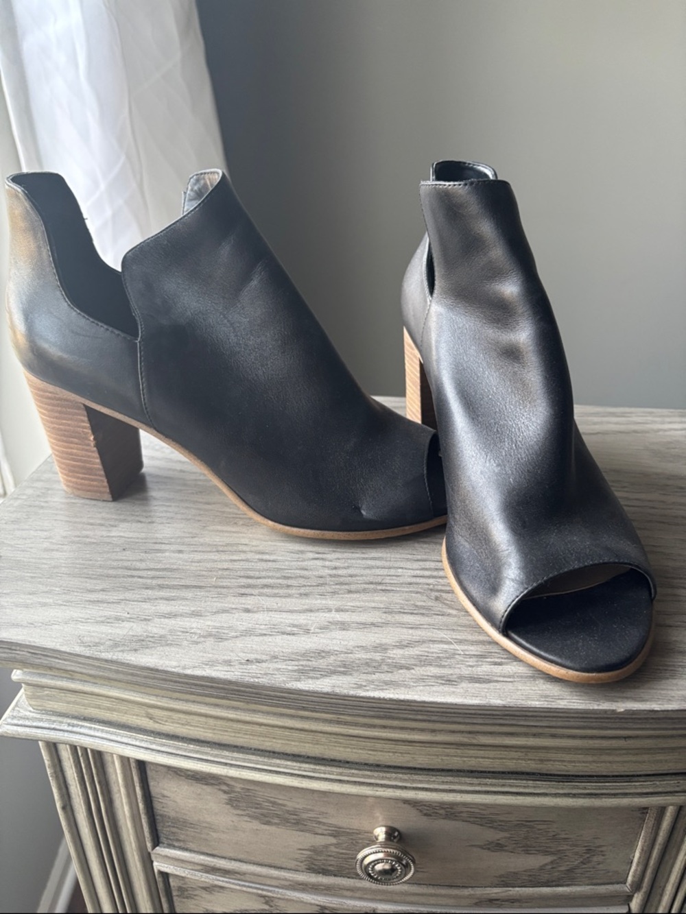 Steve Madden Black Leather Open-Toe Block Heel Booties